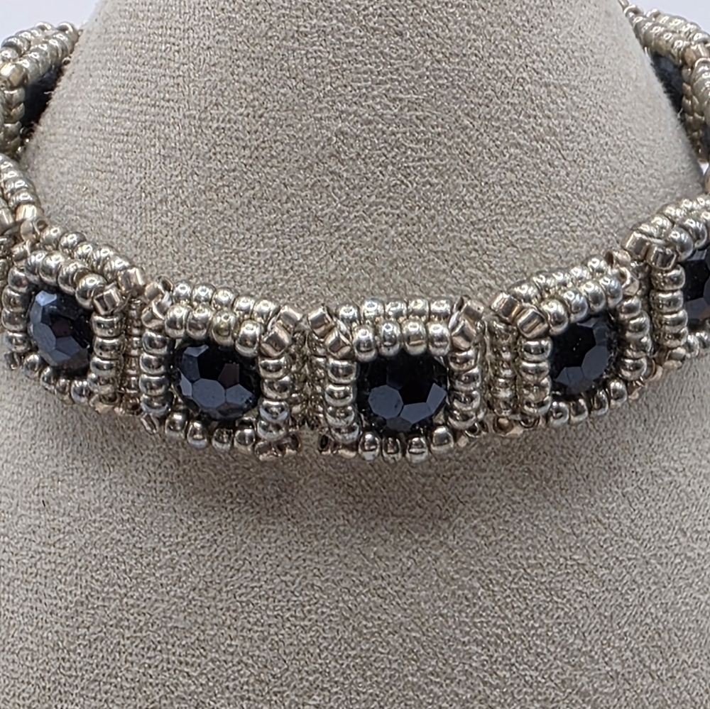 Artisan Handmade Beaded Vintage Style Bracelet Silver & Blue